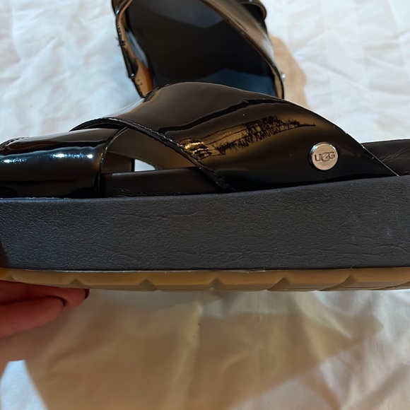 UGG Black patent leather platform sandals, size 6, like new - Picture 5 of 5